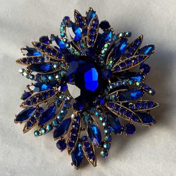 💙 TIEKS SAPPHIRE JEWELED FLOWER 💙 NWOT 💙 - Picture 13 of 16